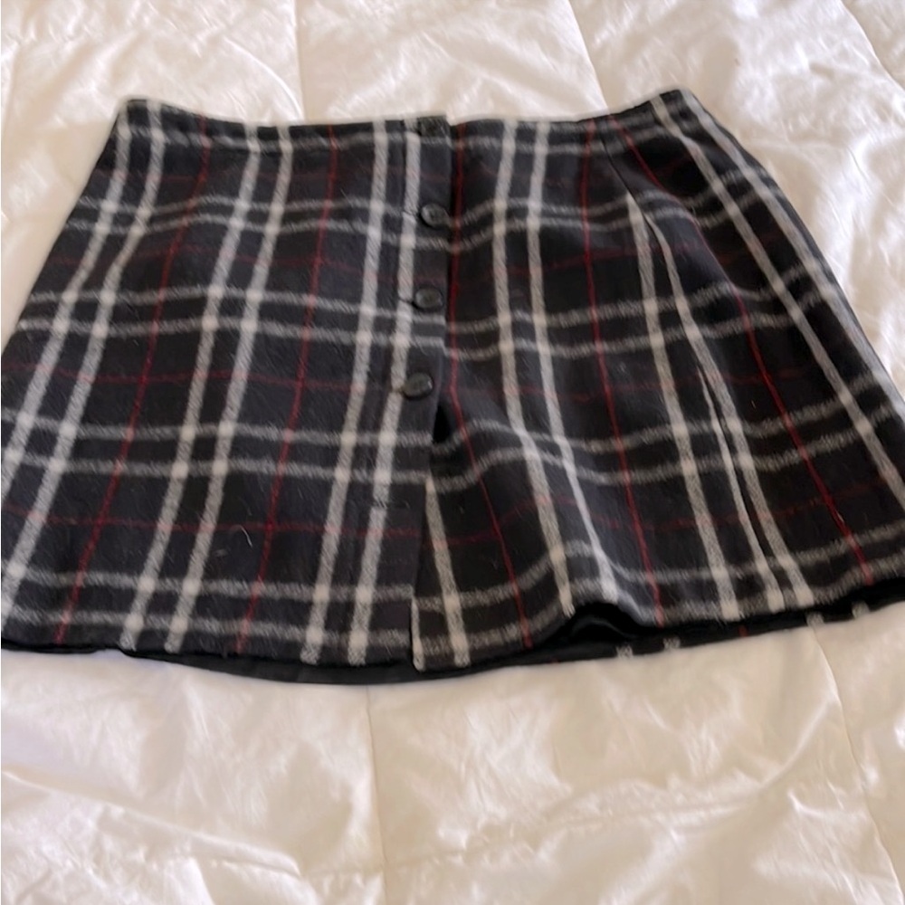 Banana Republic women’s wool skirt. NWOT. Size 12.